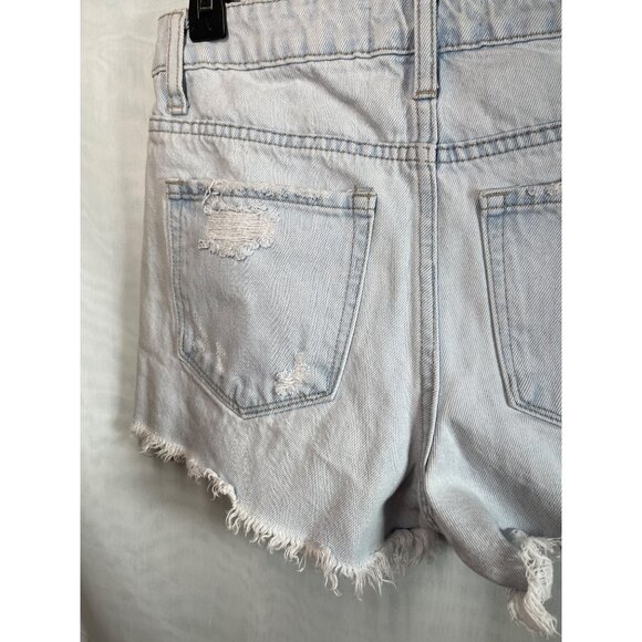 Vervet junior’s Light Wash Distressed Denim Shorts With Frayed Hem - Picture 7 of 15